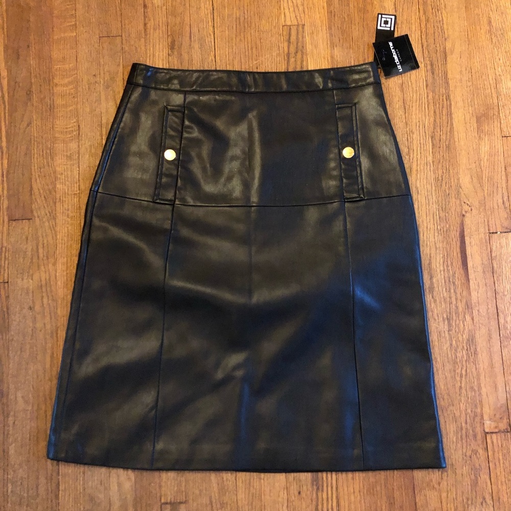 Liz Claiborne pleather skirt